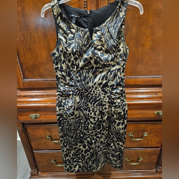 Suite 7 Dress - Picture 1 of 4